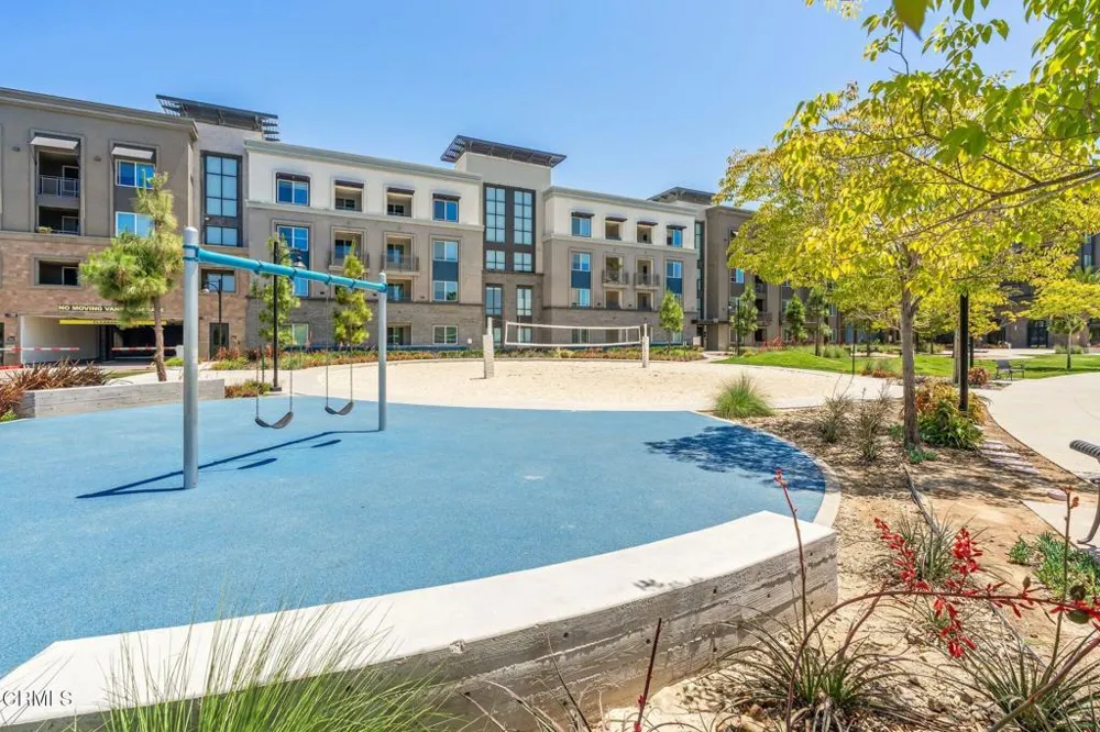 2810 Wagon Wheel Road #402 Oxnard, CA 93036