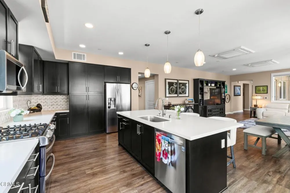 2810 Wagon Wheel Road #402 Oxnard, CA 93036