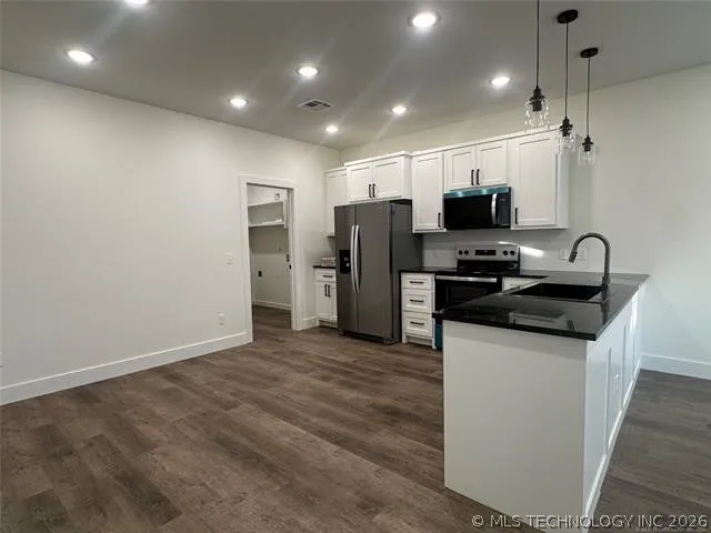 608 S 3rd Street Morris, OK 74445