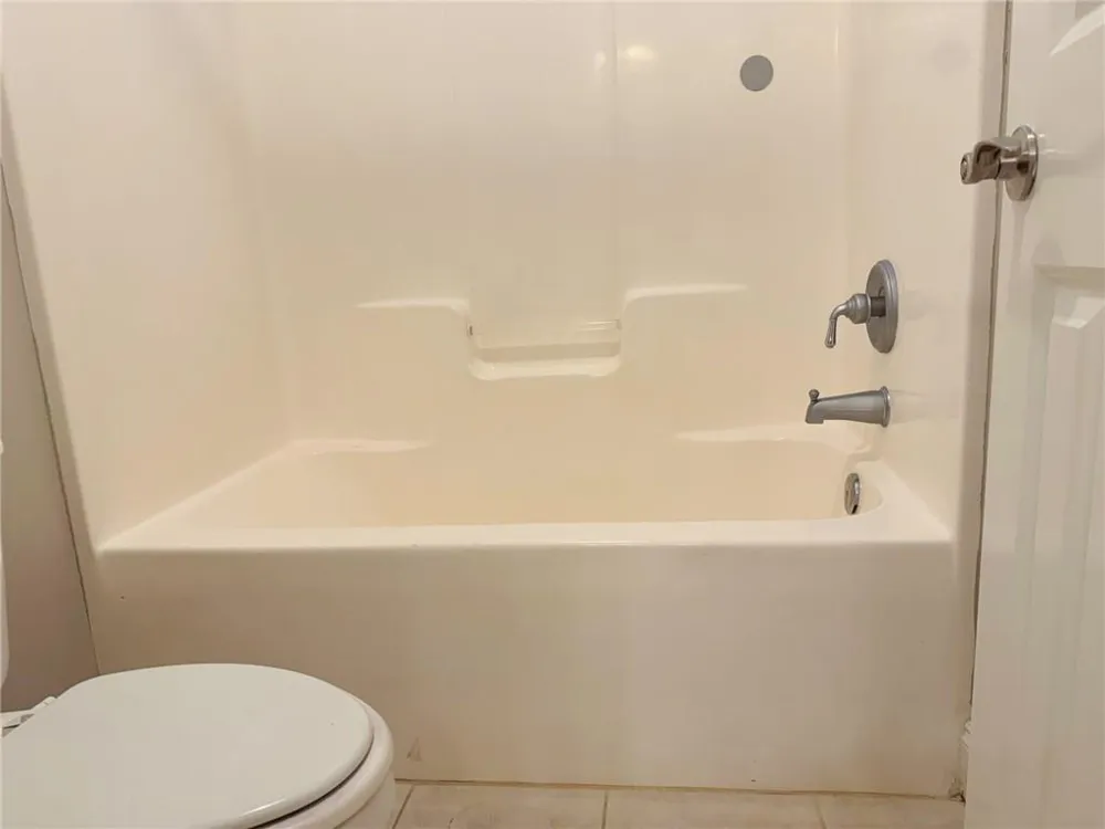 130 Wickham Drive Tyrone, GA 30290