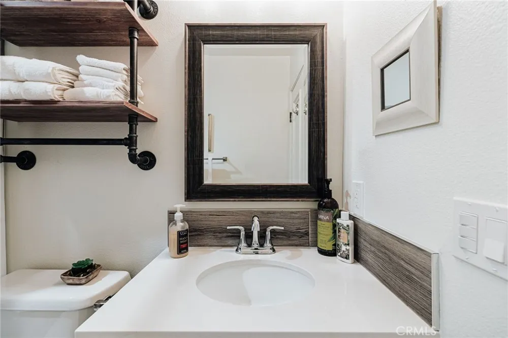 750 Villa Grove Big Bear City, CA 92314