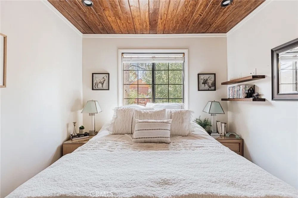 750 Villa Grove Big Bear City, CA 92314