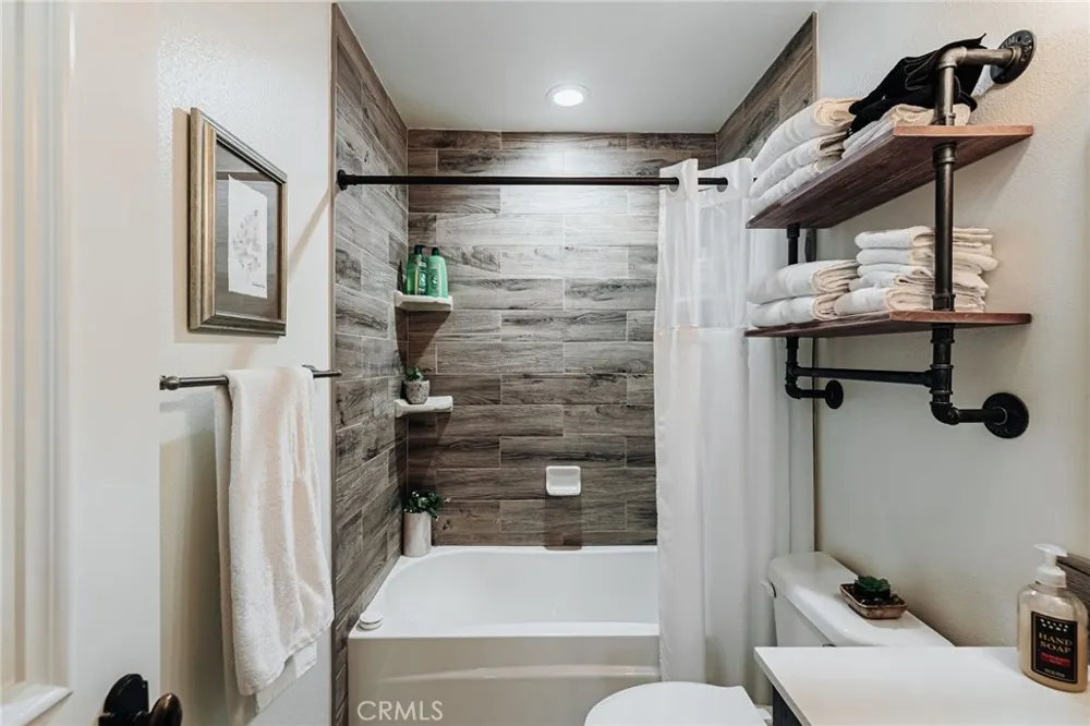750 Villa Grove Big Bear City, CA 92314