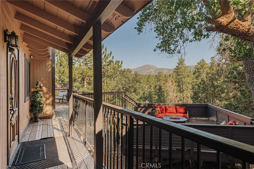 750 Villa Grove Big Bear City, CA 92314