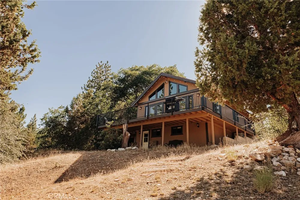 750 Villa Grove Big Bear City, CA 92314
