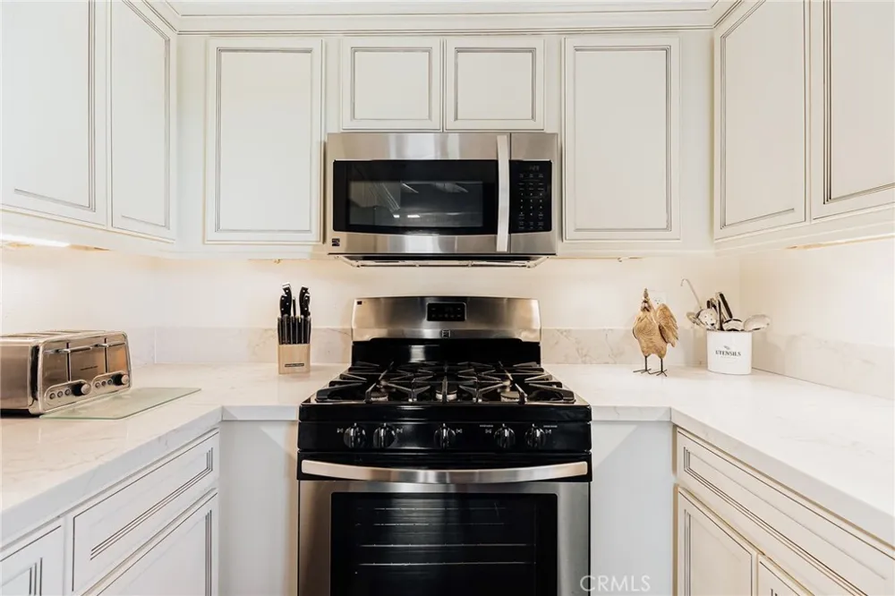 750 Villa Grove Big Bear City, CA 92314