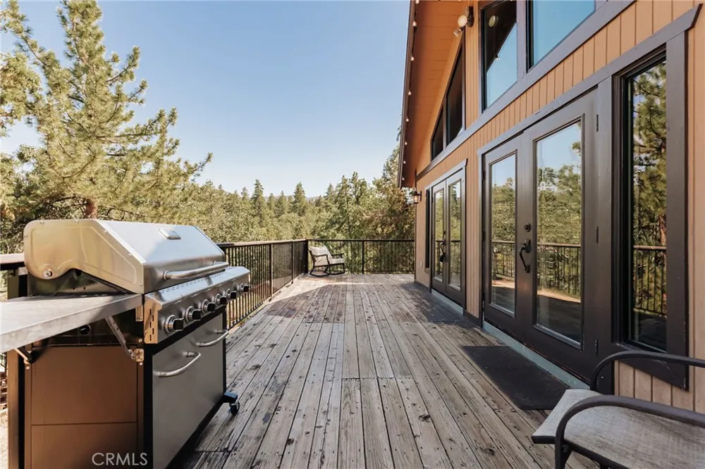 750 Villa Grove Big Bear City, CA 92314