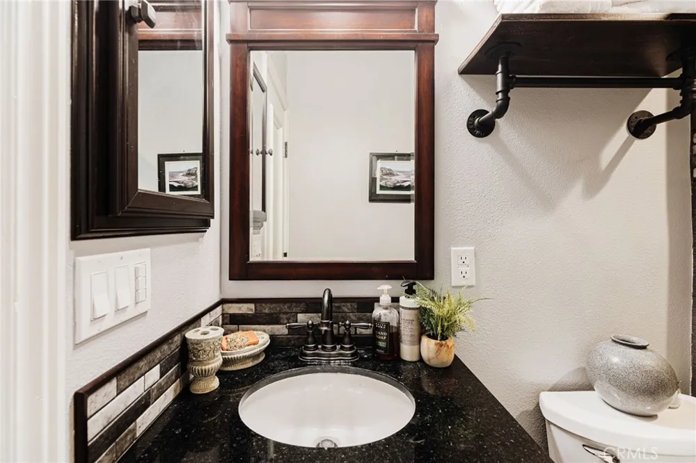 750 Villa Grove Big Bear City, CA 92314