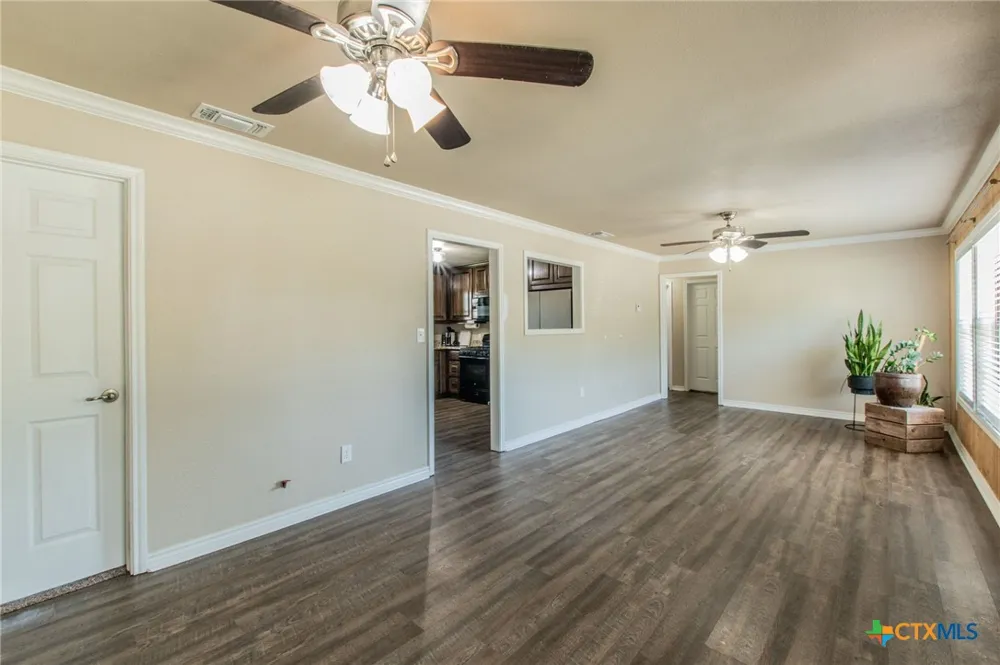 2401 Oak Drive Gatesville, TX 76528