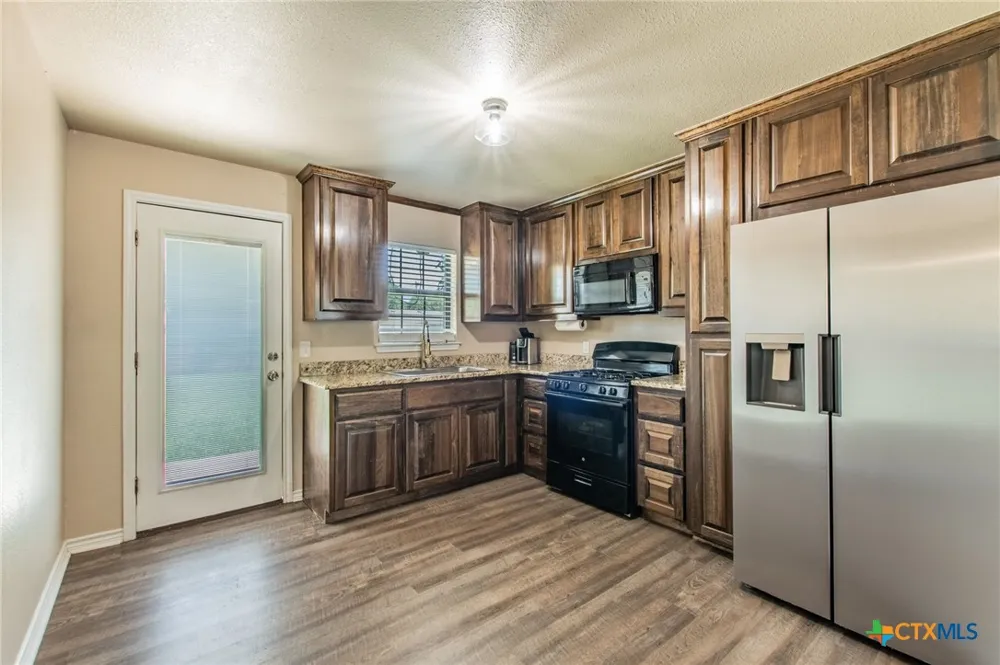 2401 Oak Drive Gatesville, TX 76528