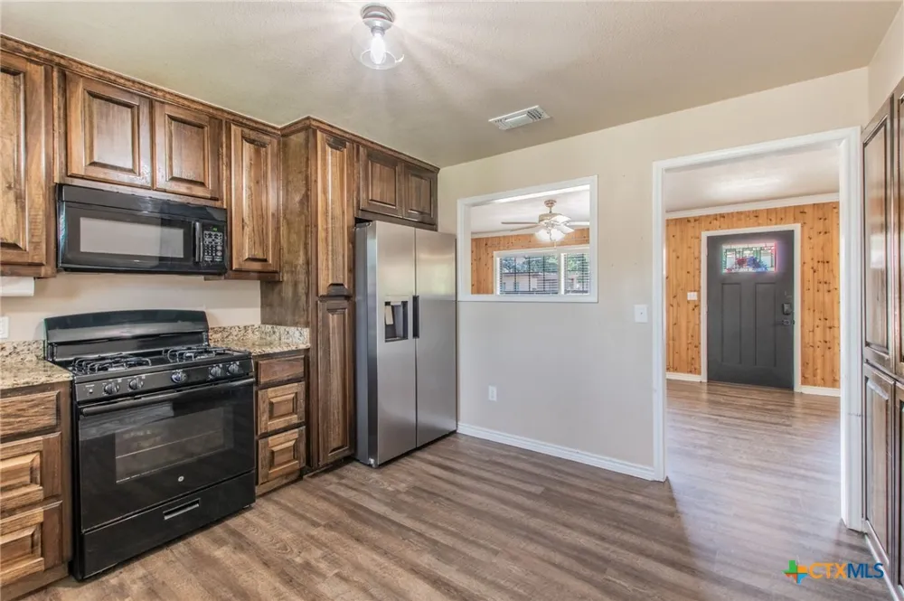 2401 Oak Drive Gatesville, TX 76528