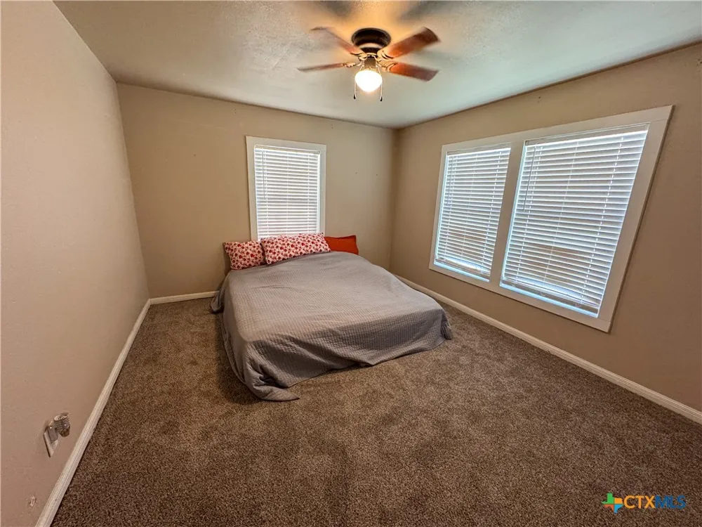 2401 Oak Drive Gatesville, TX 76528