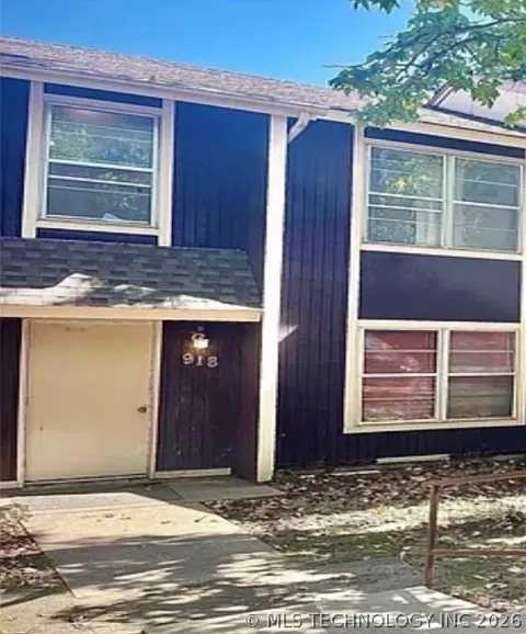 4715 SE Adams Boulevard #918-C