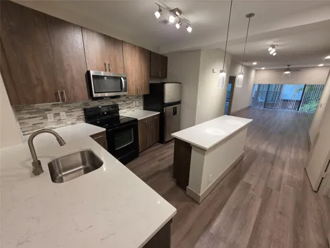 3616 Richmond #1211