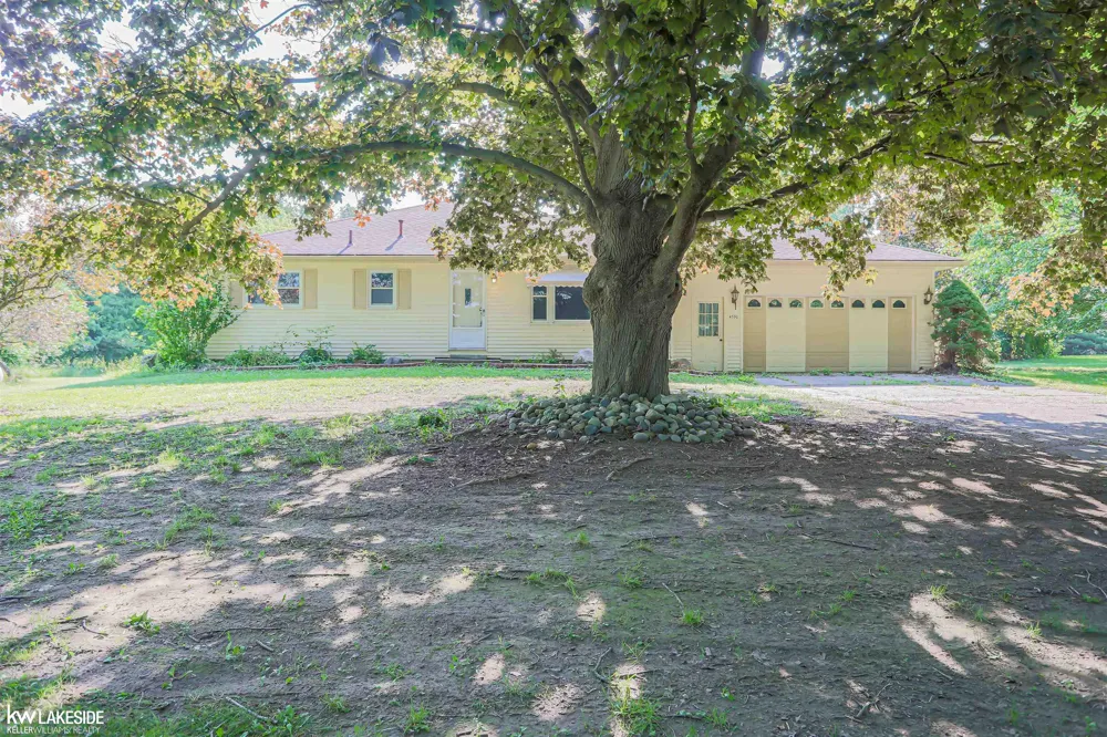 4590 Secord Lake Road Leonard Village, MI 48367