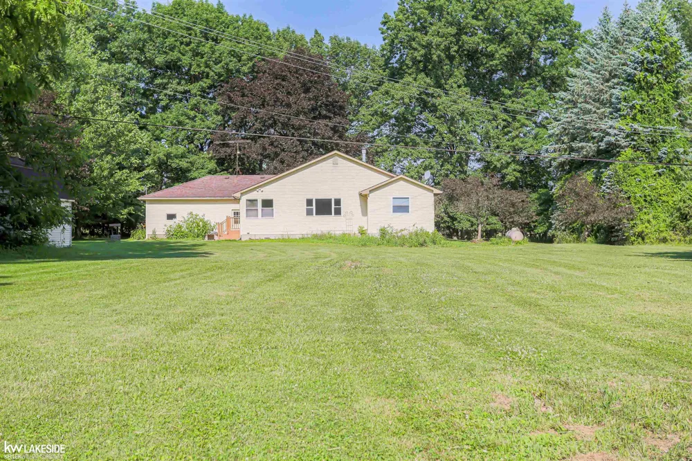 4590 Secord Lake Road Leonard Village, MI 48367