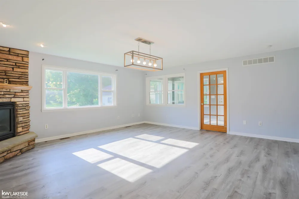 4590 Secord Lake Road Leonard Village, MI 48367