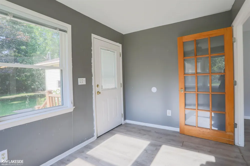 4590 Secord Lake Road Leonard Village, MI 48367