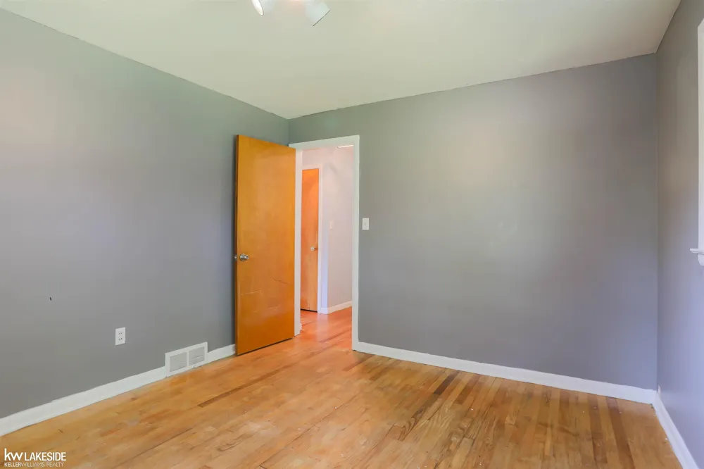 4590 Secord Lake Road Leonard Village, MI 48367