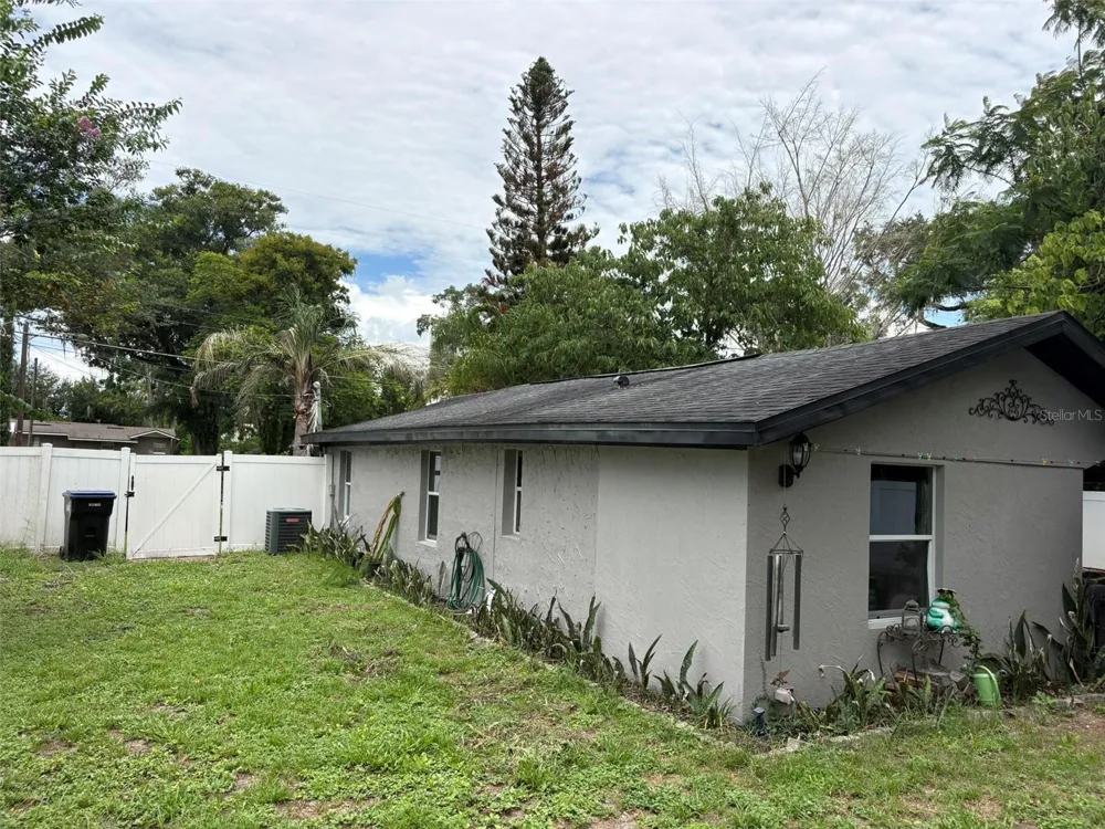 2415 MAYER STREET Orlando, FL 32806