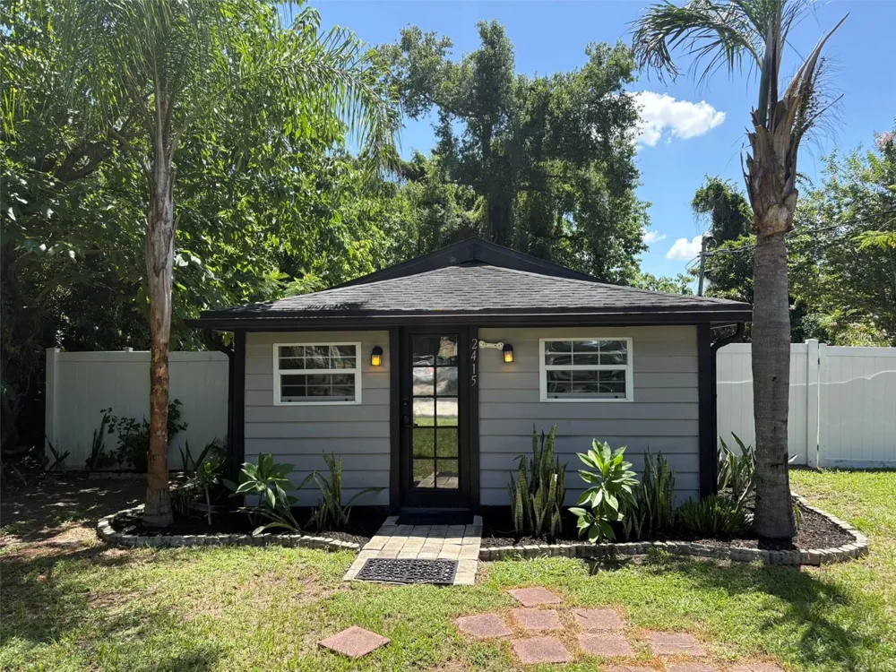 2415 MAYER STREET Orlando, FL 32806
