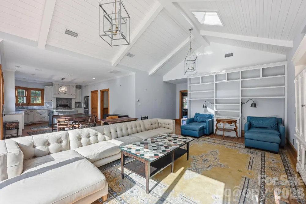 519 South Street Davidson, NC 28036