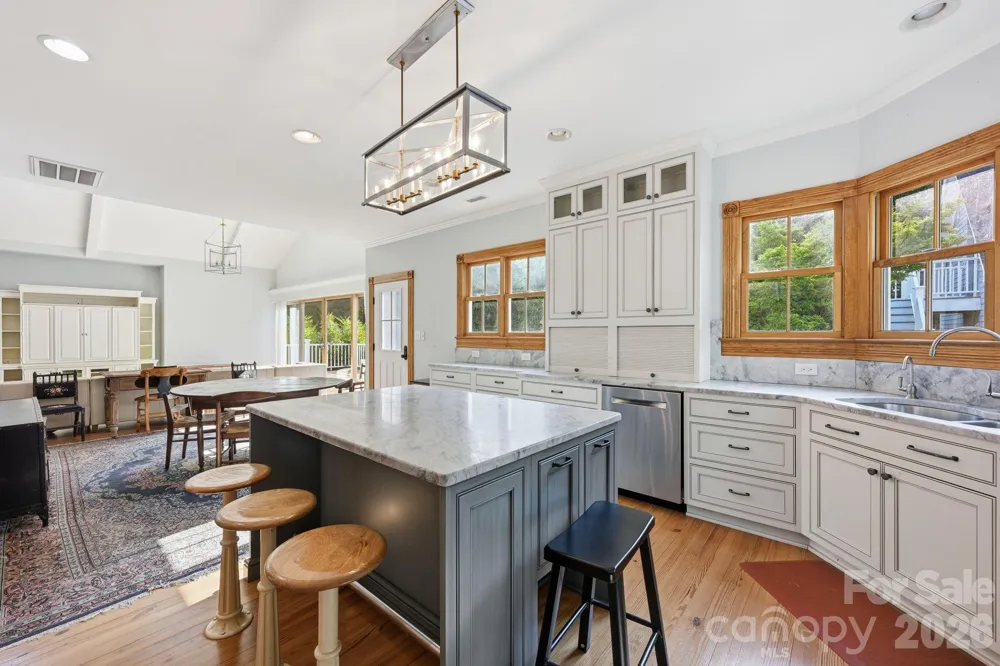 519 South Street Davidson, NC 28036