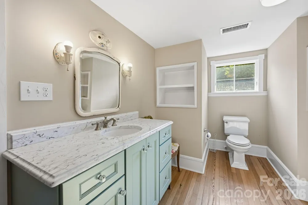 519 South Street Davidson, NC 28036