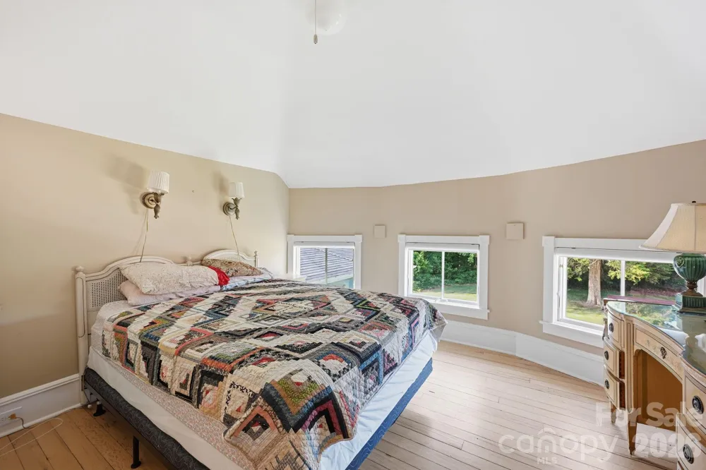 519 South Street Davidson, NC 28036