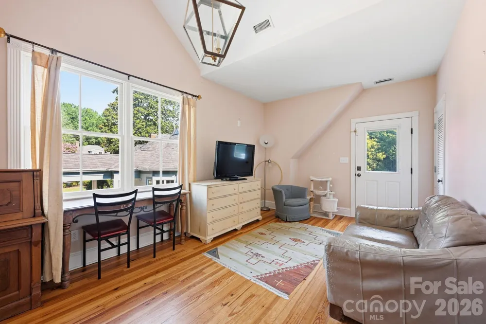 519 South Street Davidson, NC 28036