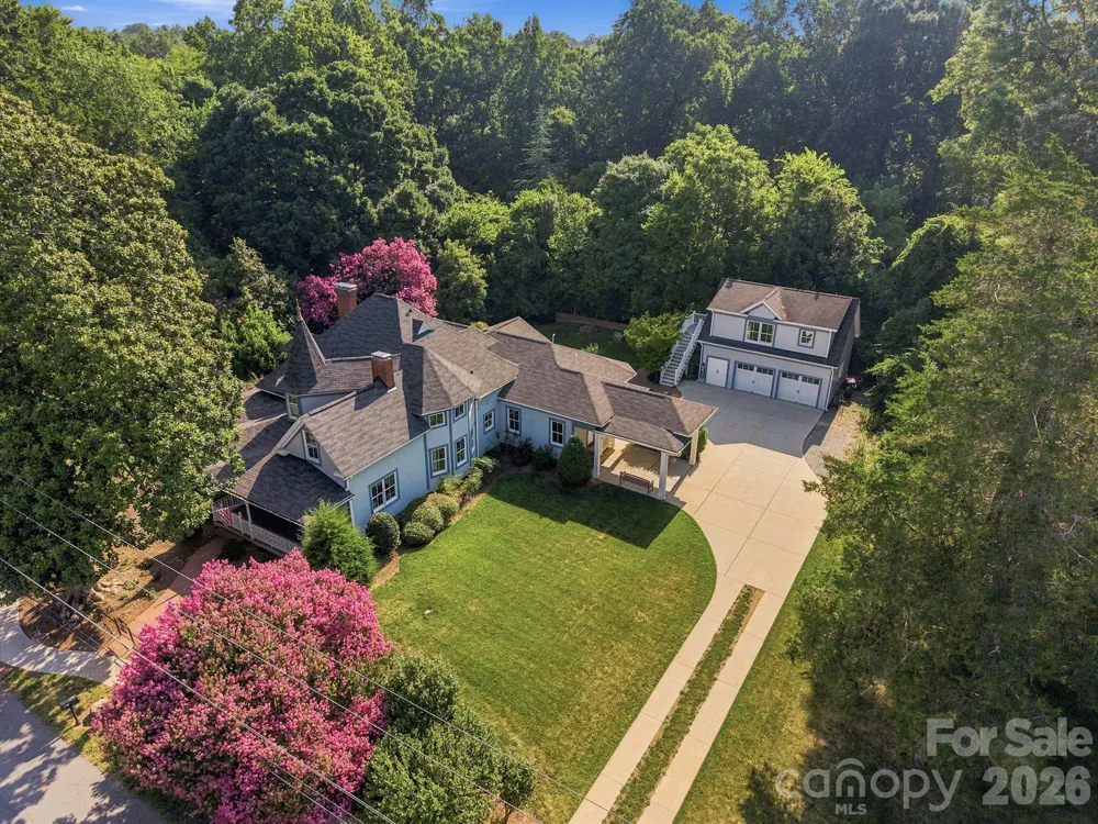 519 South Street Davidson, NC 28036