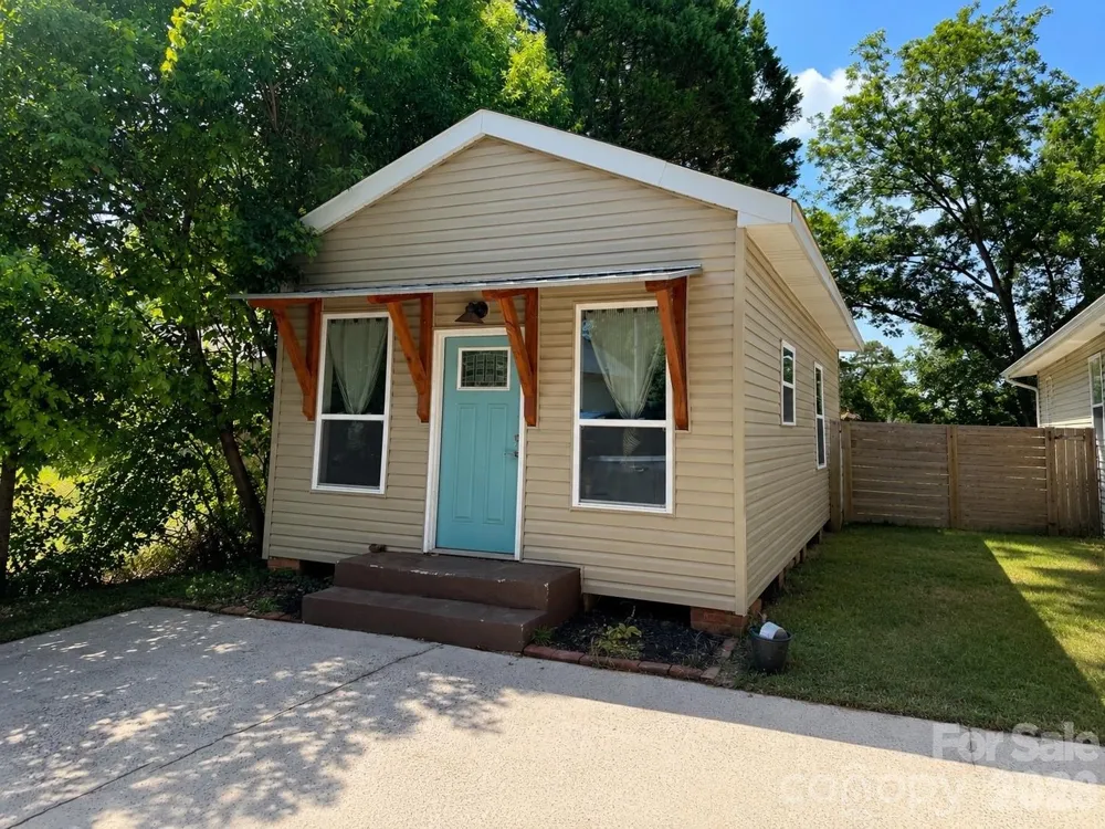 904 Laye Street Belmont, NC 28012