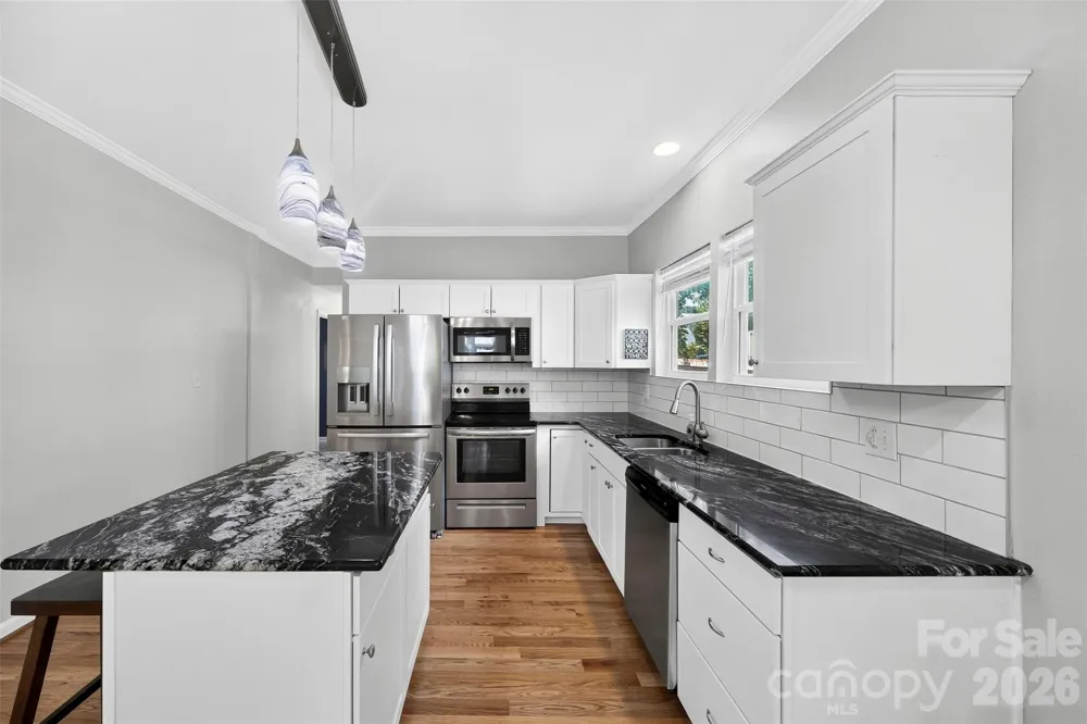 904 Laye Street Belmont, NC 28012