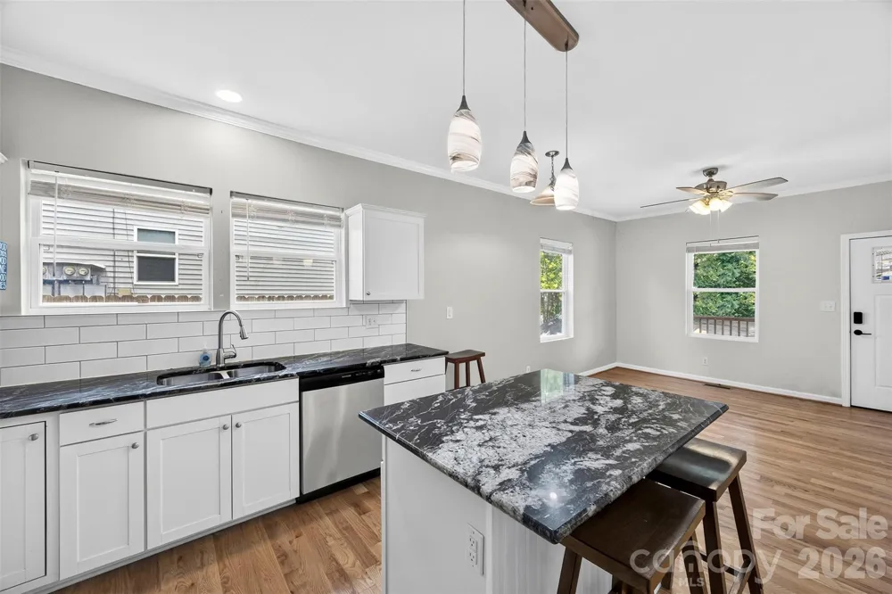 904 Laye Street Belmont, NC 28012