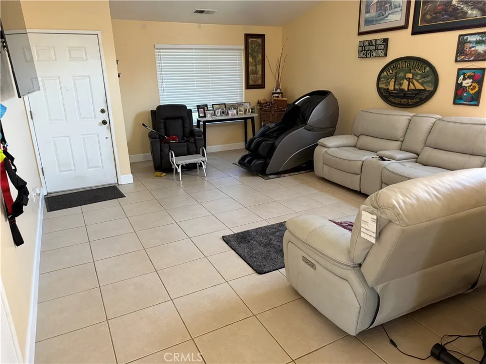 7050 Prestwick Riverbank, CA 95367