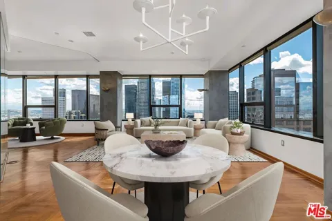 1100 Wilshire Boulevard #2911