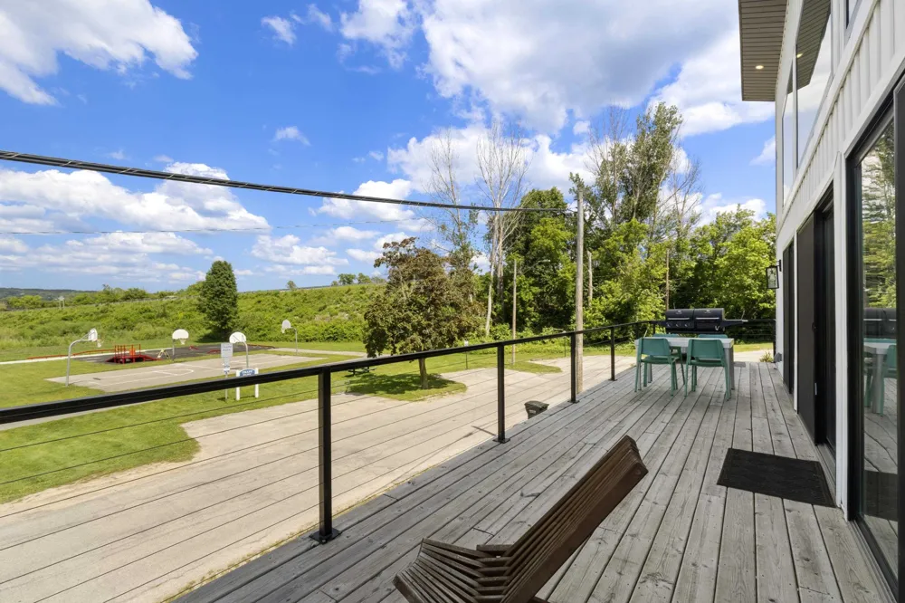 7323 Clark Street Benzonia Township, MI 49617