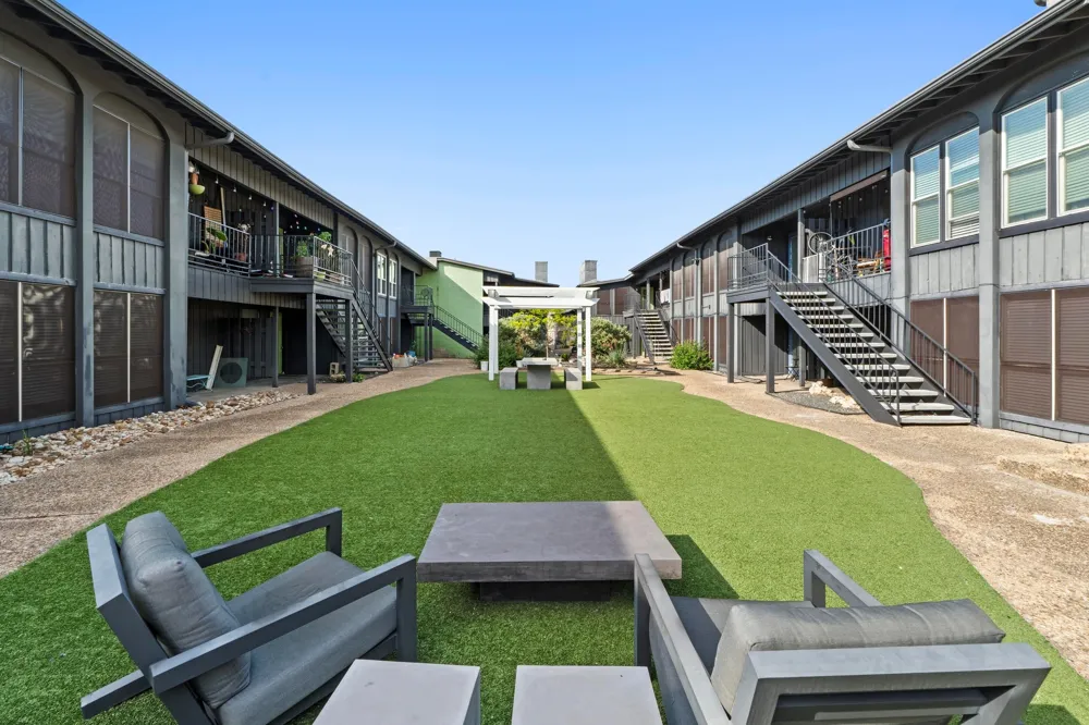 909 Reinli Street #101 Austin, TX 78751