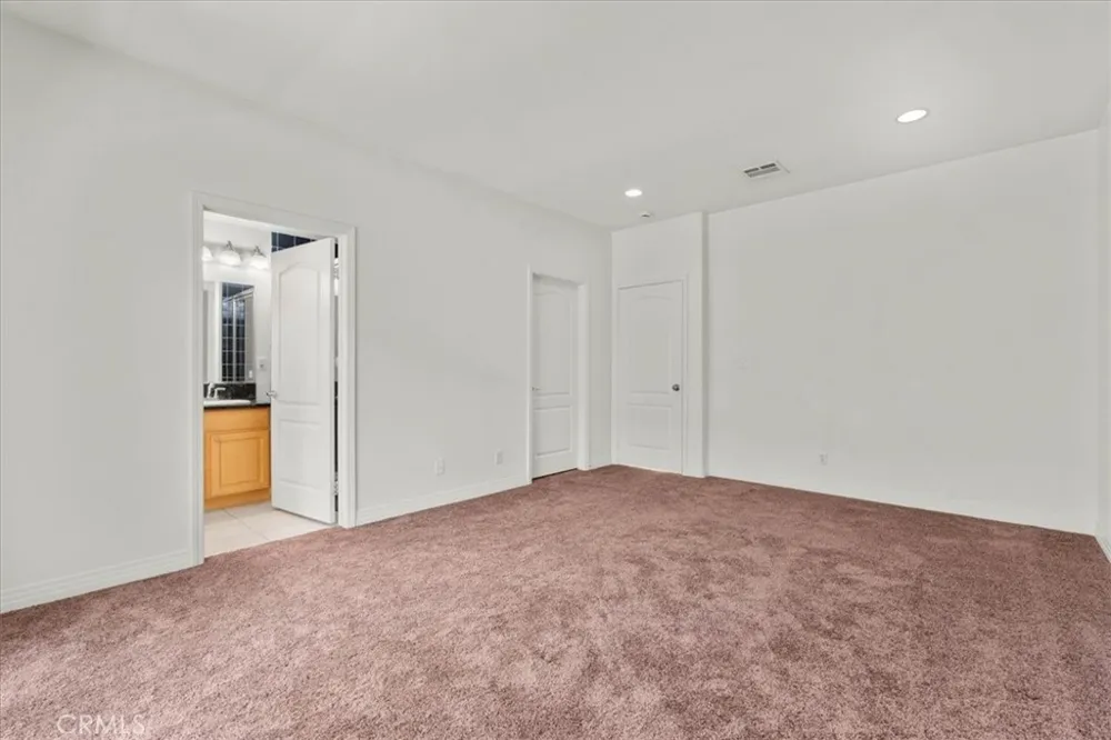 11622 Oxnard Street North Hollywood, CA 91606
