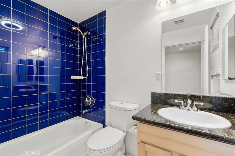 11622 Oxnard Street North Hollywood, CA 91606