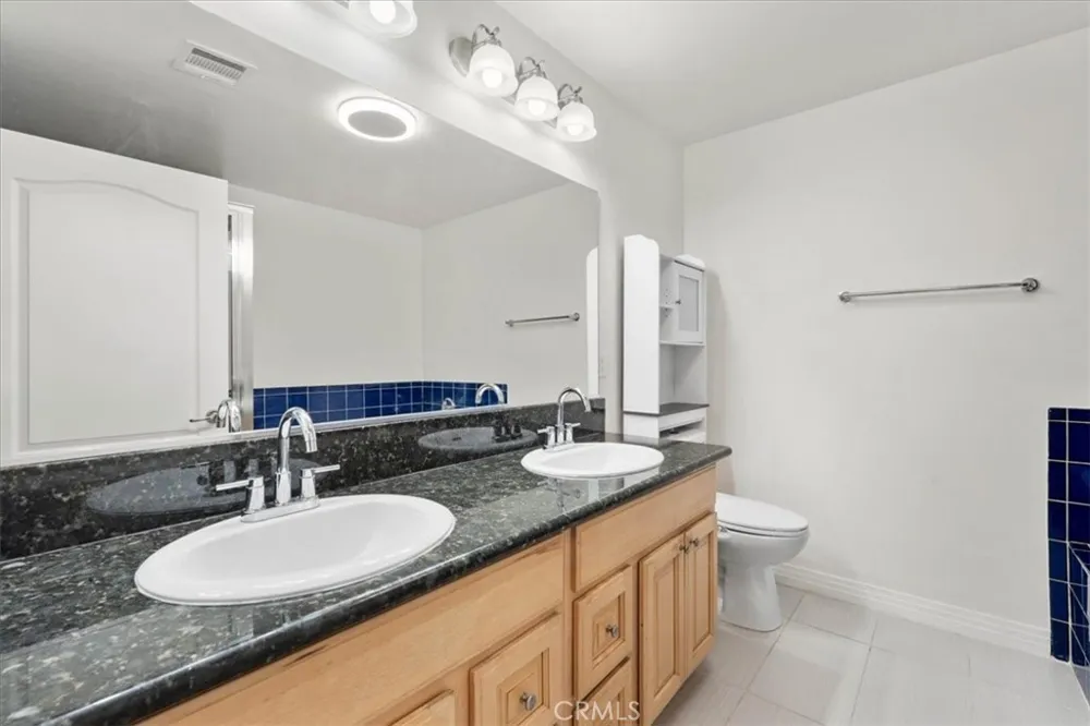 11622 Oxnard Street North Hollywood, CA 91606