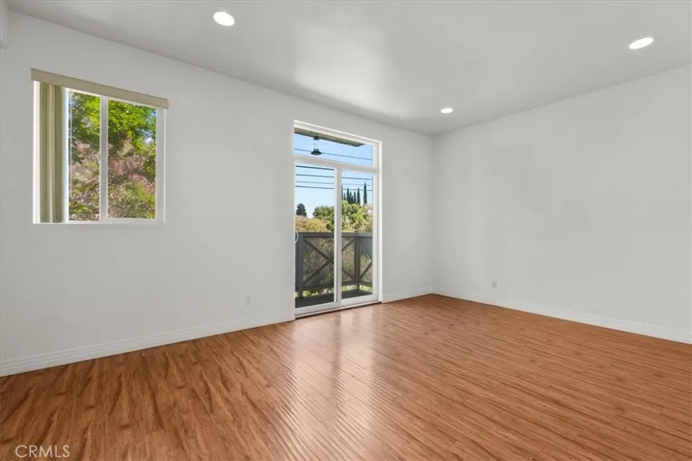11622 Oxnard Street North Hollywood, CA 91606