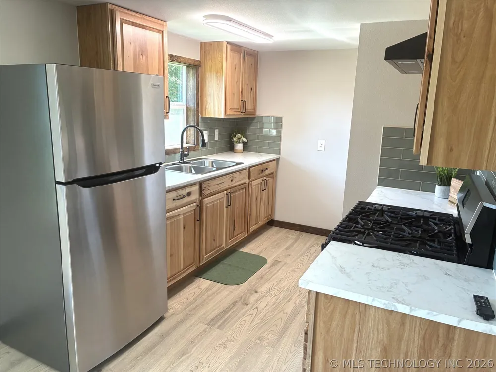 701 Kemp Street Kingston, OK 73439
