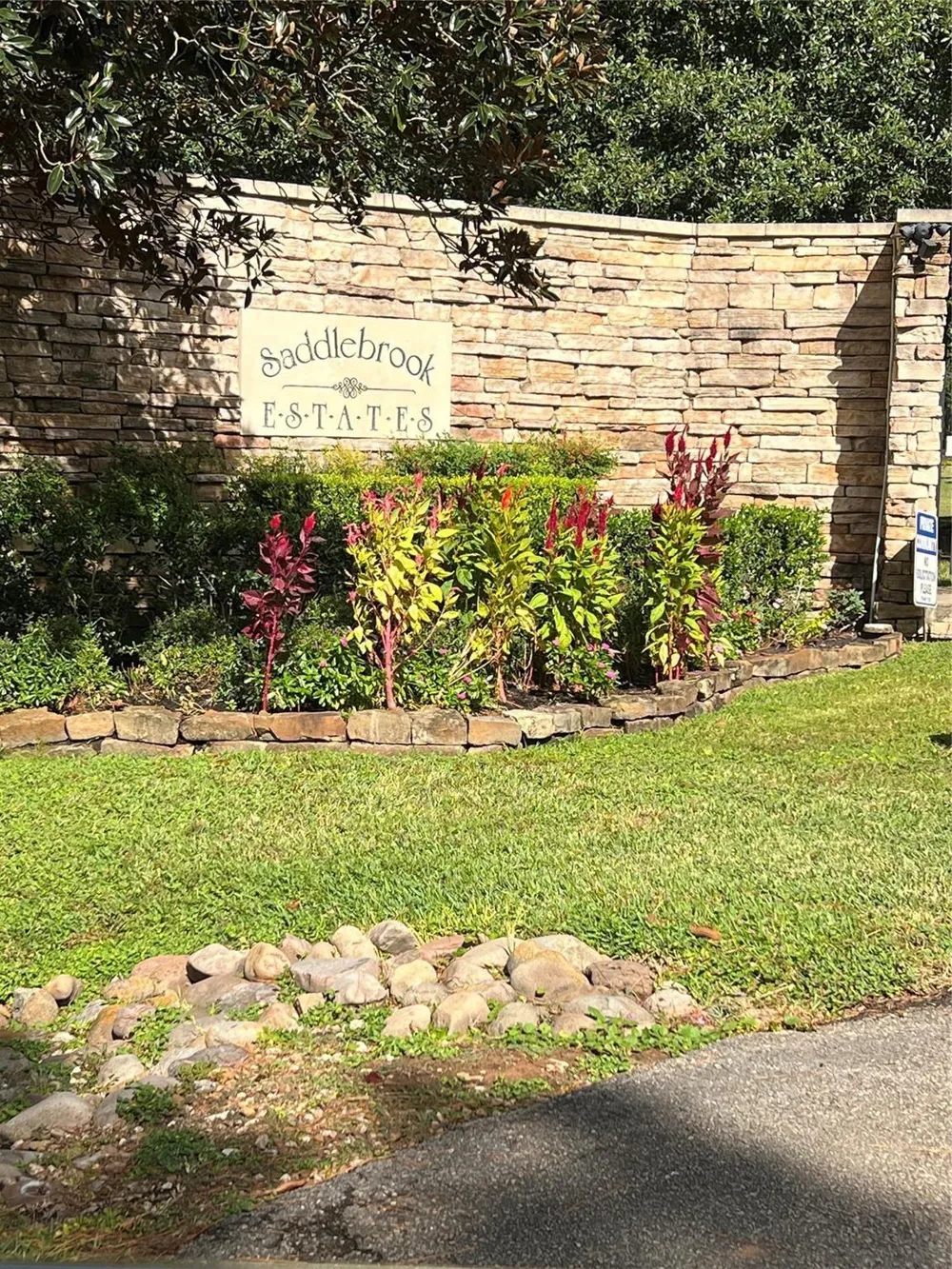 615 Saddlebrook Lane Tomball, TX 77375