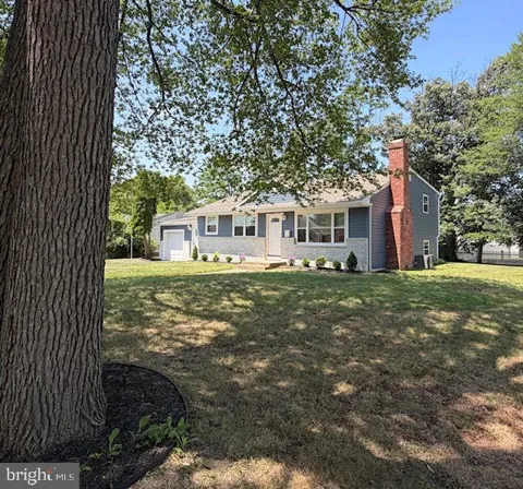 14 VASSAR AVENUE