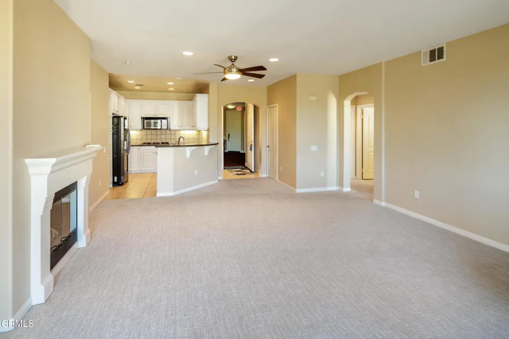 1740 Tanager Street #2-201 Ventura, CA 93003