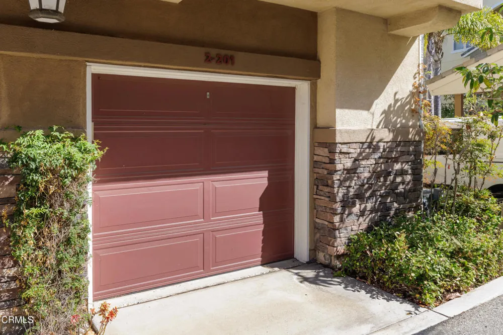 1740 Tanager Street #2-201 Ventura, CA 93003