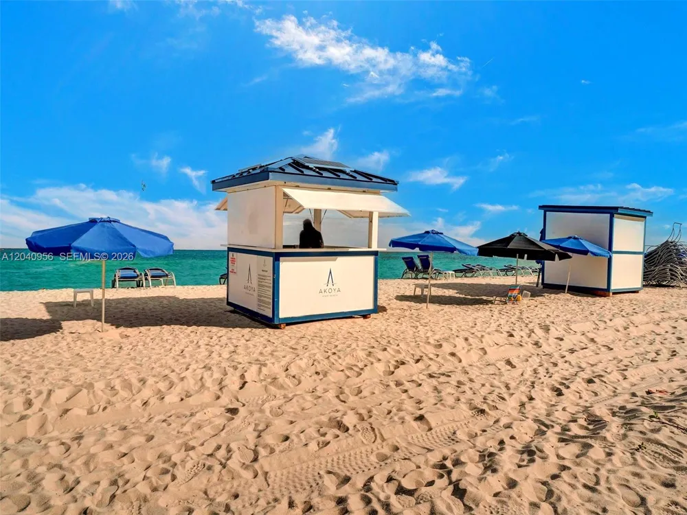 6365 Collins Ave #2407 Miami Beach, FL 33141