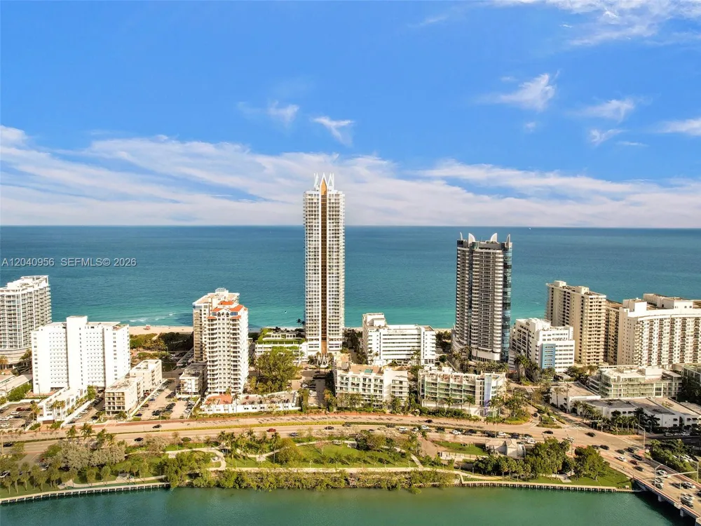 6365 Collins Ave #2407 Miami Beach, FL 33141