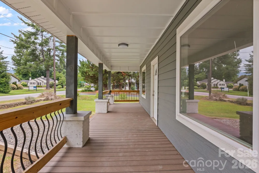 1434 S Main Street Waynesville, NC 28786